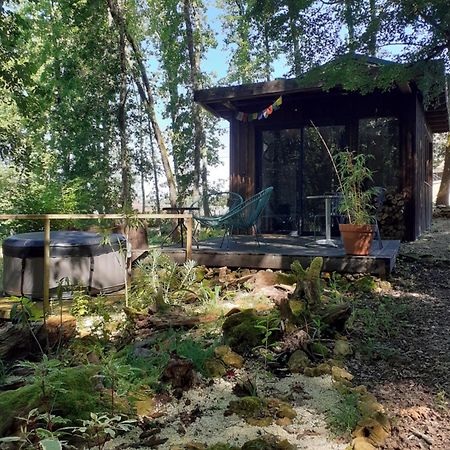 Le Gite De La Cabane De L'Oiseau Couze-et-Saint-Front エクステリア 写真