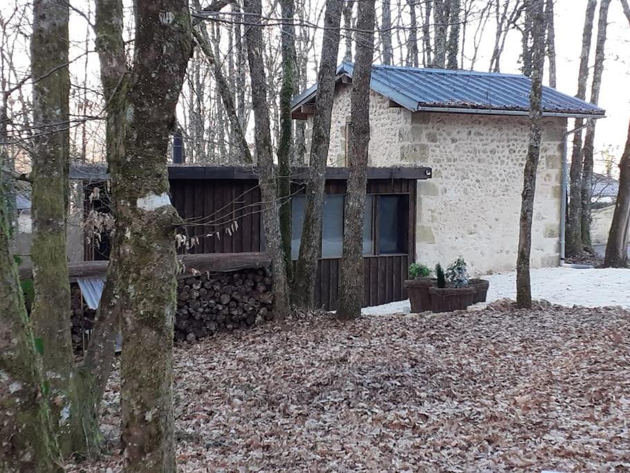 Le Gite De La Cabane De L'Oiseau Couze-et-Saint-Front エクステリア 写真